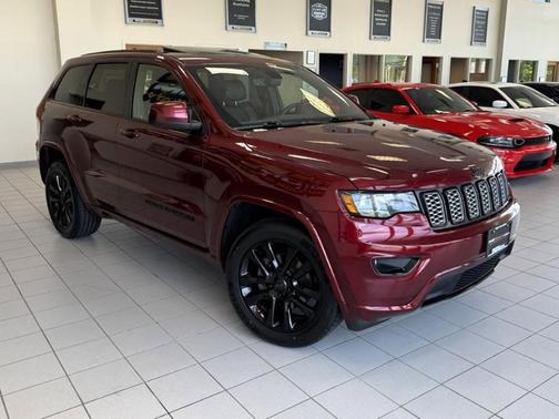Velvet Red Pearlcoat 2018 Jeep Grand Cherokee Altitude