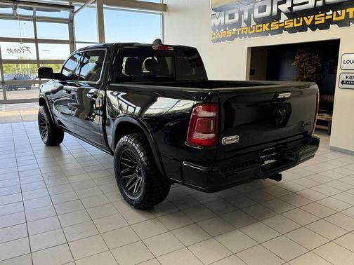 Diamond Black Crystal Pearlcoat 2020 RAM 1500 Longhorn