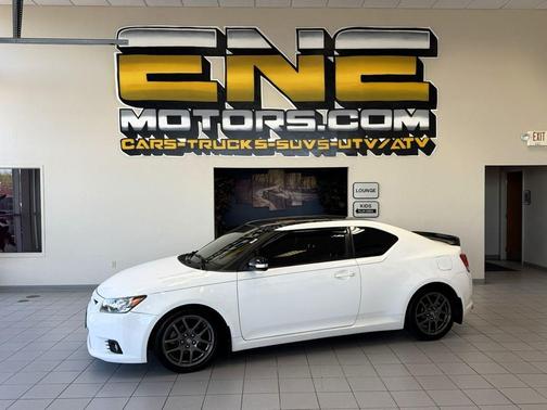 Super White 2013 Scion tC Base