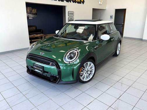2022 MINI Hardtop Cooper S