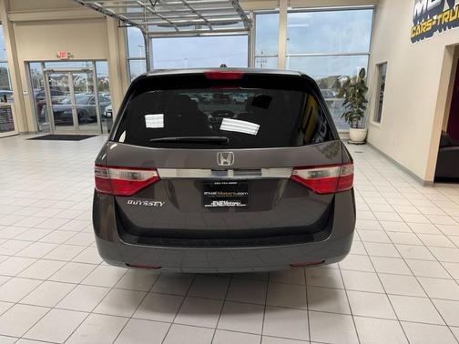 Alabaster Silver Metallic 2012 Honda Odyssey EX-L