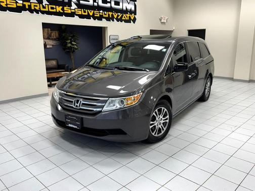 Alabaster Silver Metallic 2012 Honda Odyssey EX-L
