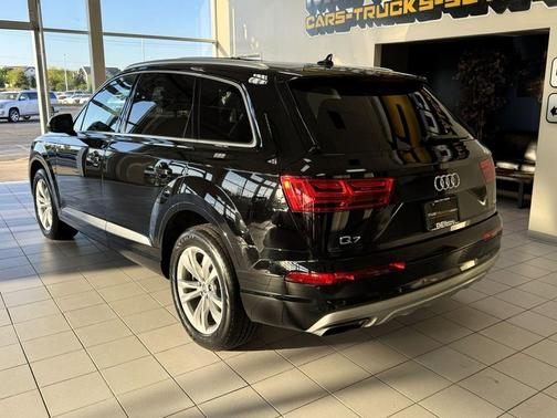Night Black 2018 Audi Q7 3.0T Premium