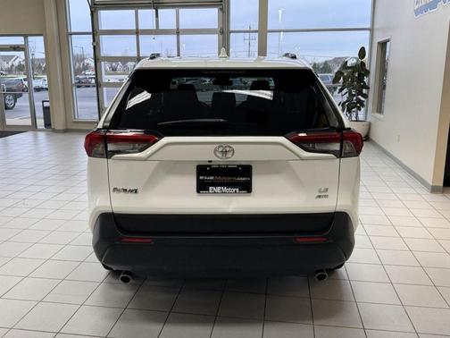 Super White 2019 Toyota RAV4 LE