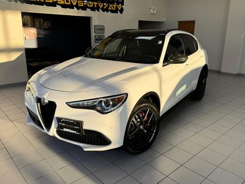 2019 Alfa Romeo Stelvio Ti Sport
