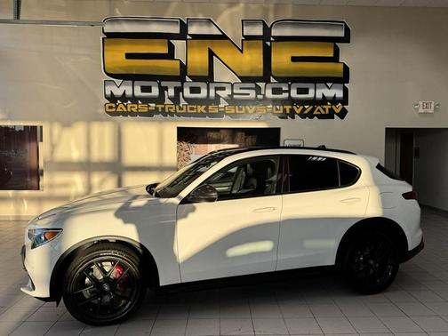 2019 Alfa Romeo Stelvio Ti Sport