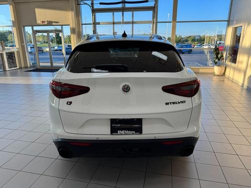2019 Alfa Romeo Stelvio Ti Sport