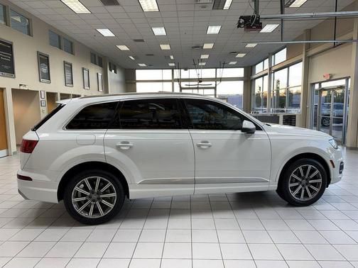 2017 Audi Q7 3.0T Premium