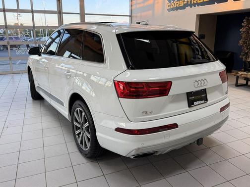 2017 Audi Q7 3.0T Premium