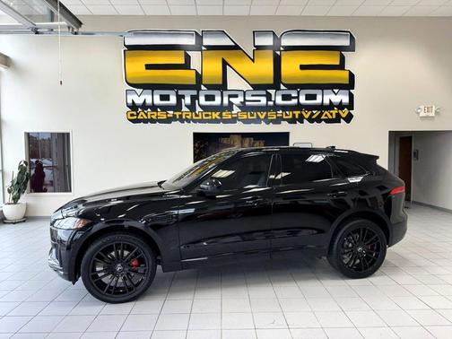 Santorini Black Metallic 2019 Jaguar F-PACE S