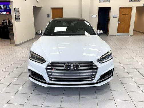 Ibis White 2018 Audi S5 3.0T Prestige