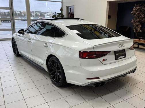 Ibis White 2018 Audi S5 3.0T Prestige