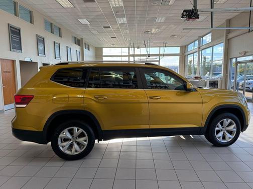 2018 Volkswagen Atlas 3.6L SE w/Technology