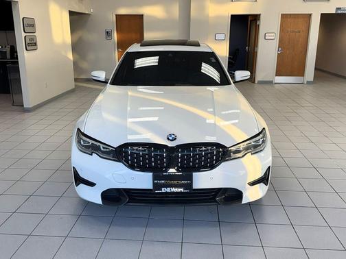 2019 BMW 330 xDrive