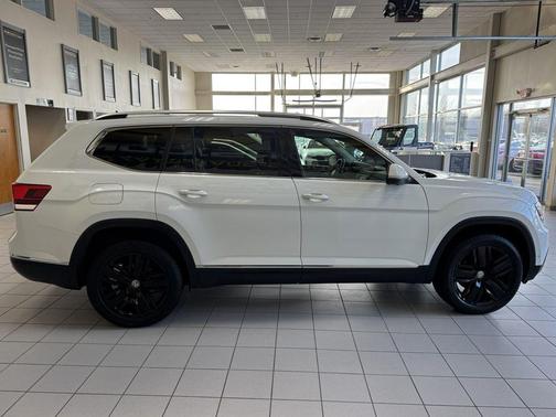2019 Volkswagen Atlas 3.6L SEL Premium