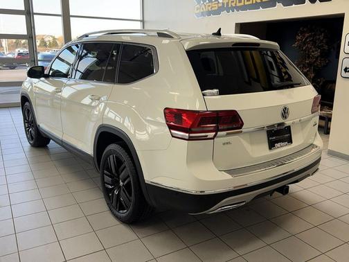 2019 Volkswagen Atlas 3.6L SEL Premium
