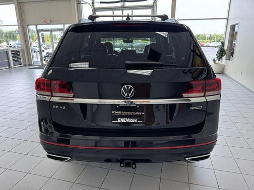 2022 Volkswagen Atlas 3.6L SE w/Technology
