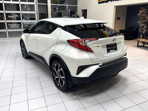 2018 Toyota C-HR XLE Premium