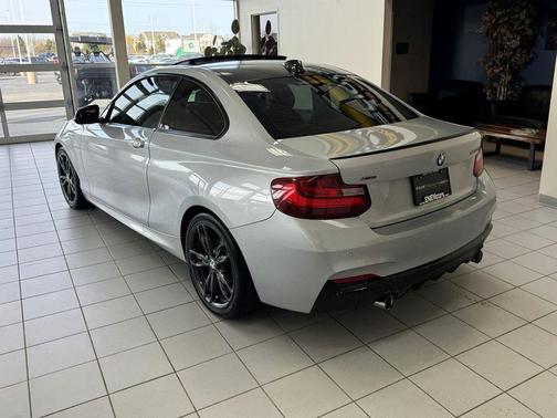 Glacier Silver Metallic 2016 BMW M2 Base