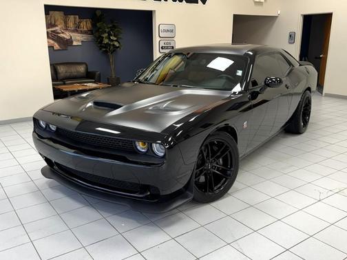Pitch Black Clearcoat 2021 Dodge Challenger R/T Scat Pack
