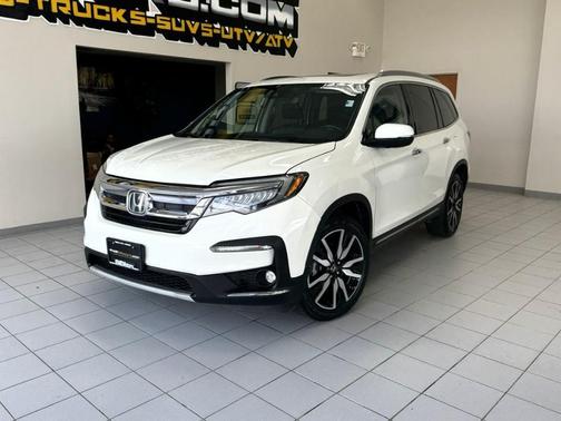 White Diamond Pearl 2019 Honda Pilot Touring 7-Passenger