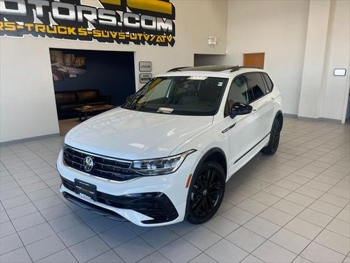 2022 Volkswagen Tiguan 2.0T SE R-Line Black 4MOTION