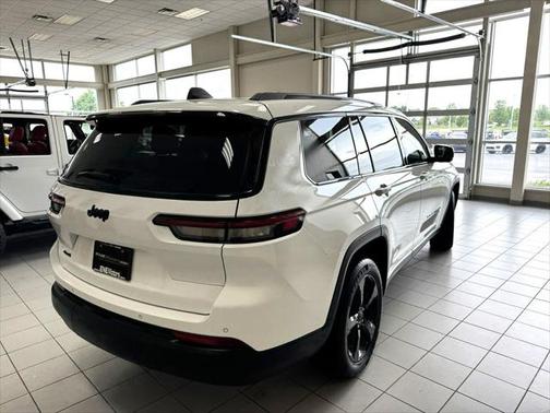 2023 Jeep Grand Cherokee L Altitude