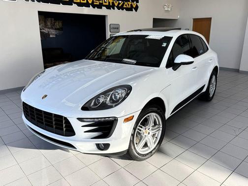 2015 Porsche Macan S
