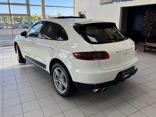 2015 Porsche Macan S