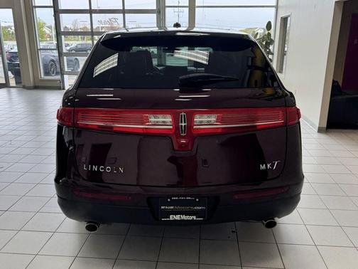 Ruby Red Metallic Tinted Clearcoat 2019 Lincoln MKT Reserve