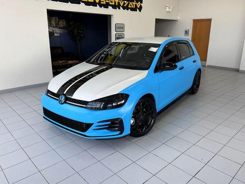 Pure White 2018 Volkswagen Golf GTI 2.0T S 4-Door