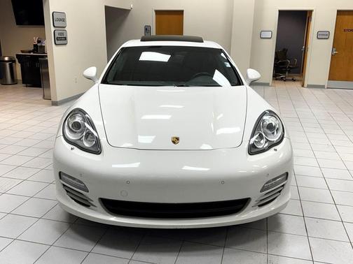 2012 Porsche Panamera 4