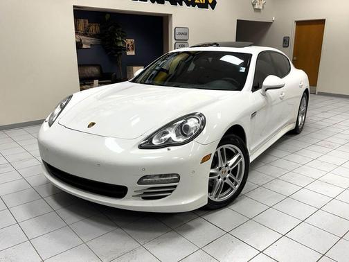 2012 Porsche Panamera 4