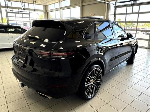 2019 Porsche Cayenne Base