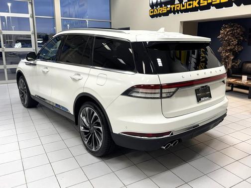 Pristine White 2020 Lincoln Aviator Reserve AWD