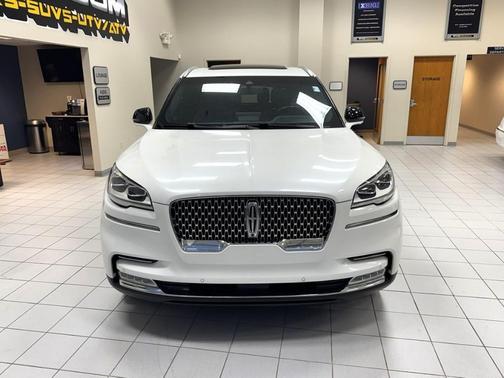Pristine White 2020 Lincoln Aviator Reserve AWD