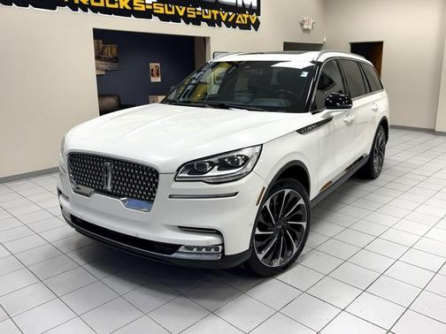 Pristine White 2020 Lincoln Aviator Reserve AWD