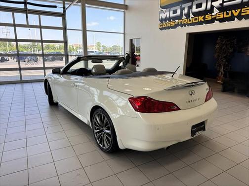 2012 INFINITI G37 Base