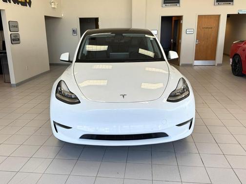 Pearl White Multi 2021 Tesla Model Y Long Range