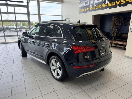 2018 Audi Q5 2.0T Premium Plus
