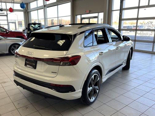 2024 Audi Q4 e-tron Premium Plus 55 quattro