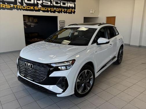 2024 Audi Q4 e-tron Premium Plus 55 quattro