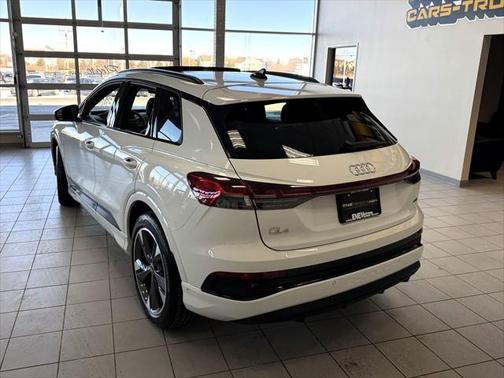 2024 Audi Q4 e-tron Premium Plus 55 quattro