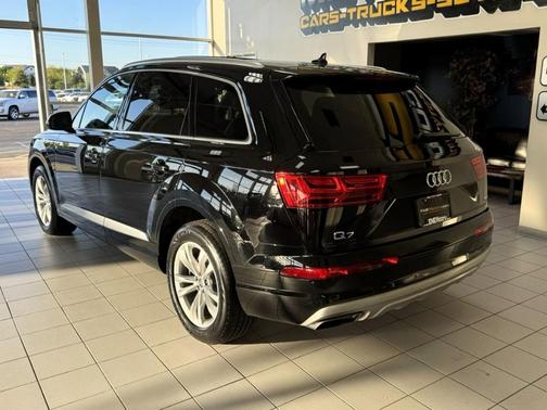 Night Black 2018 Audi Q7 3.0T Premium