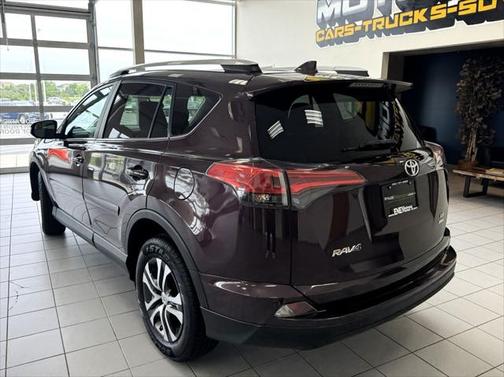 2016 Toyota RAV4 LE