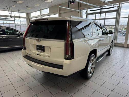 White Diamond Tri-Coat 2015 Cadillac Escalade ESV Premium