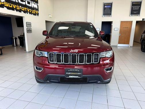 2022 Jeep Grand Cherokee Laredo
