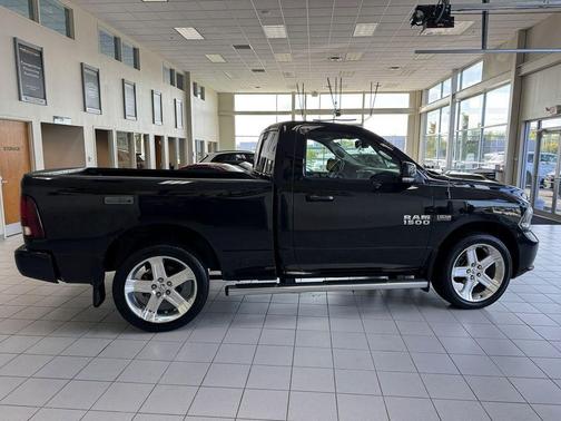 2016 RAM 1500 Sport