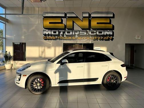 2017 Porsche Macan GTS