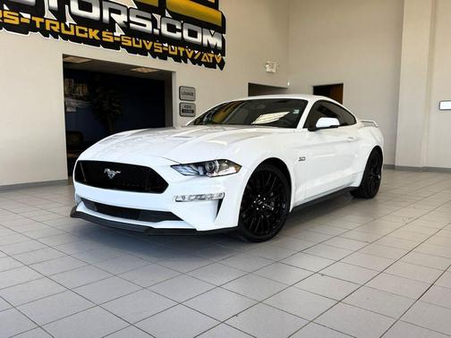 Oxford White 2018 Ford Mustang GT Premium